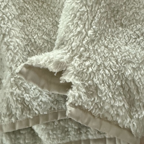 Patagonia half zip fleece sweatshirt - Picture 4 of 5